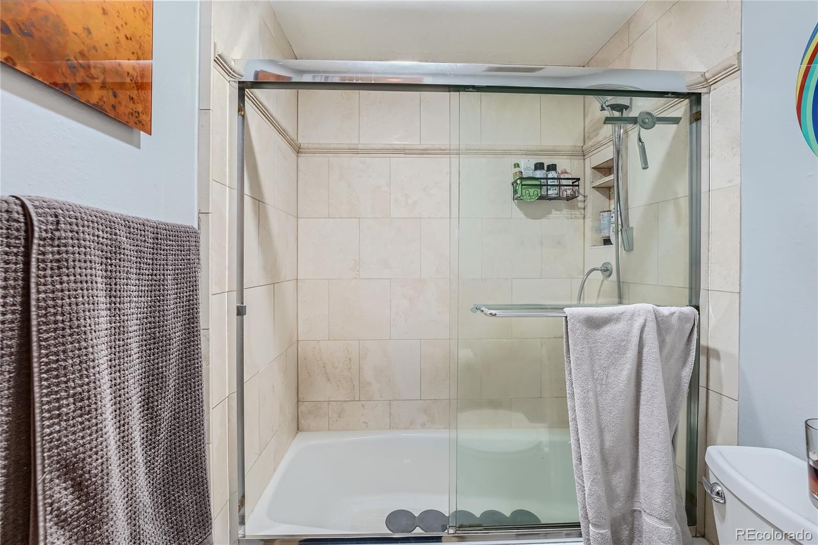 551 pearl Street Unit: 605