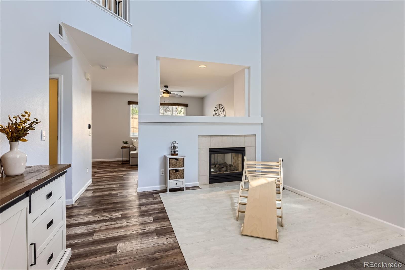 6853 W Rockland Place