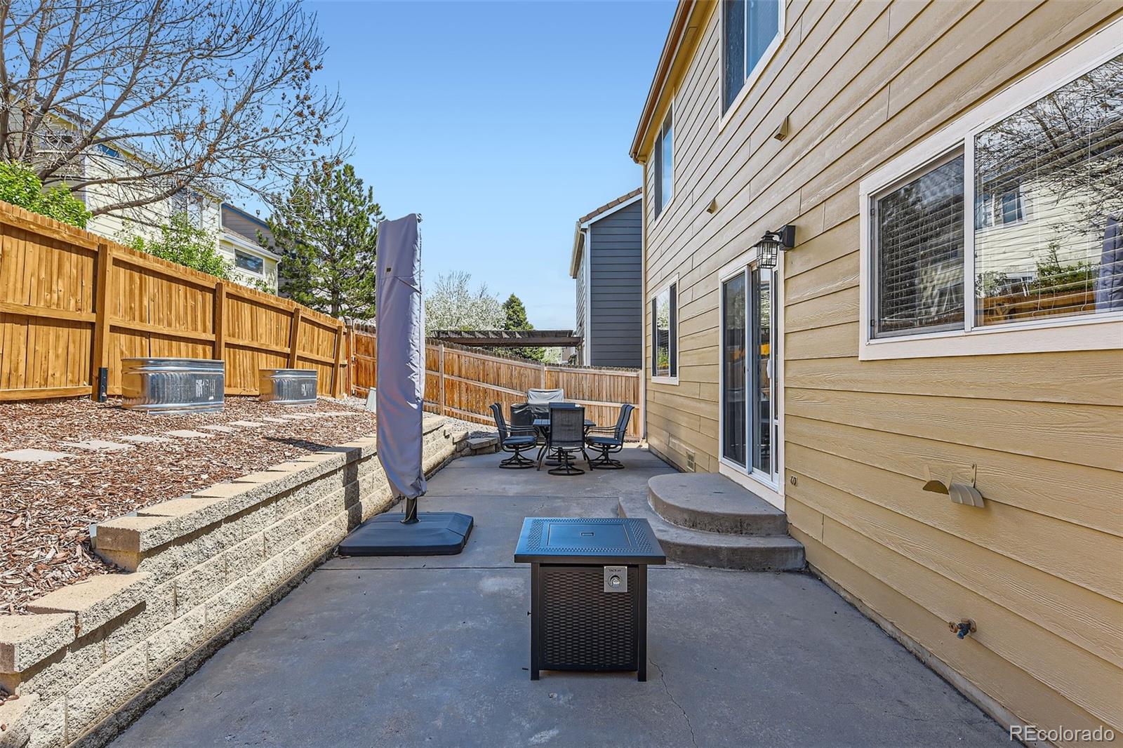 6853 W Rockland Place