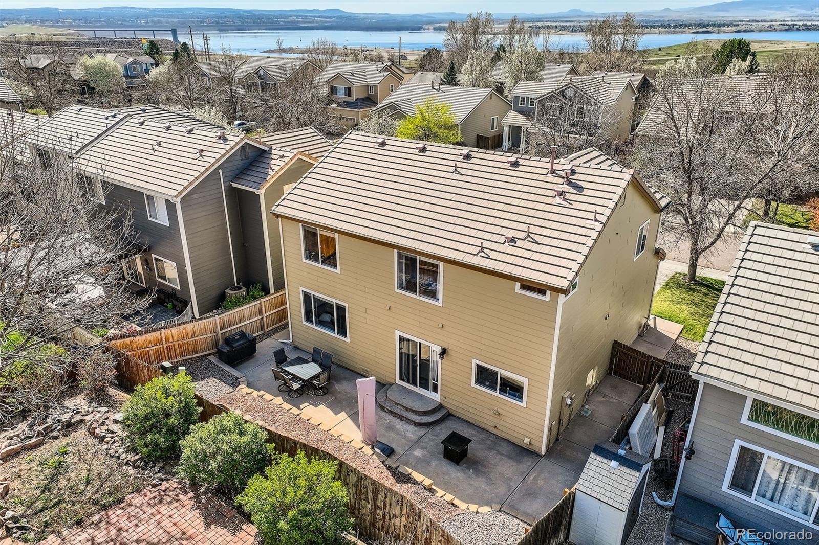 6853 W Rockland Place