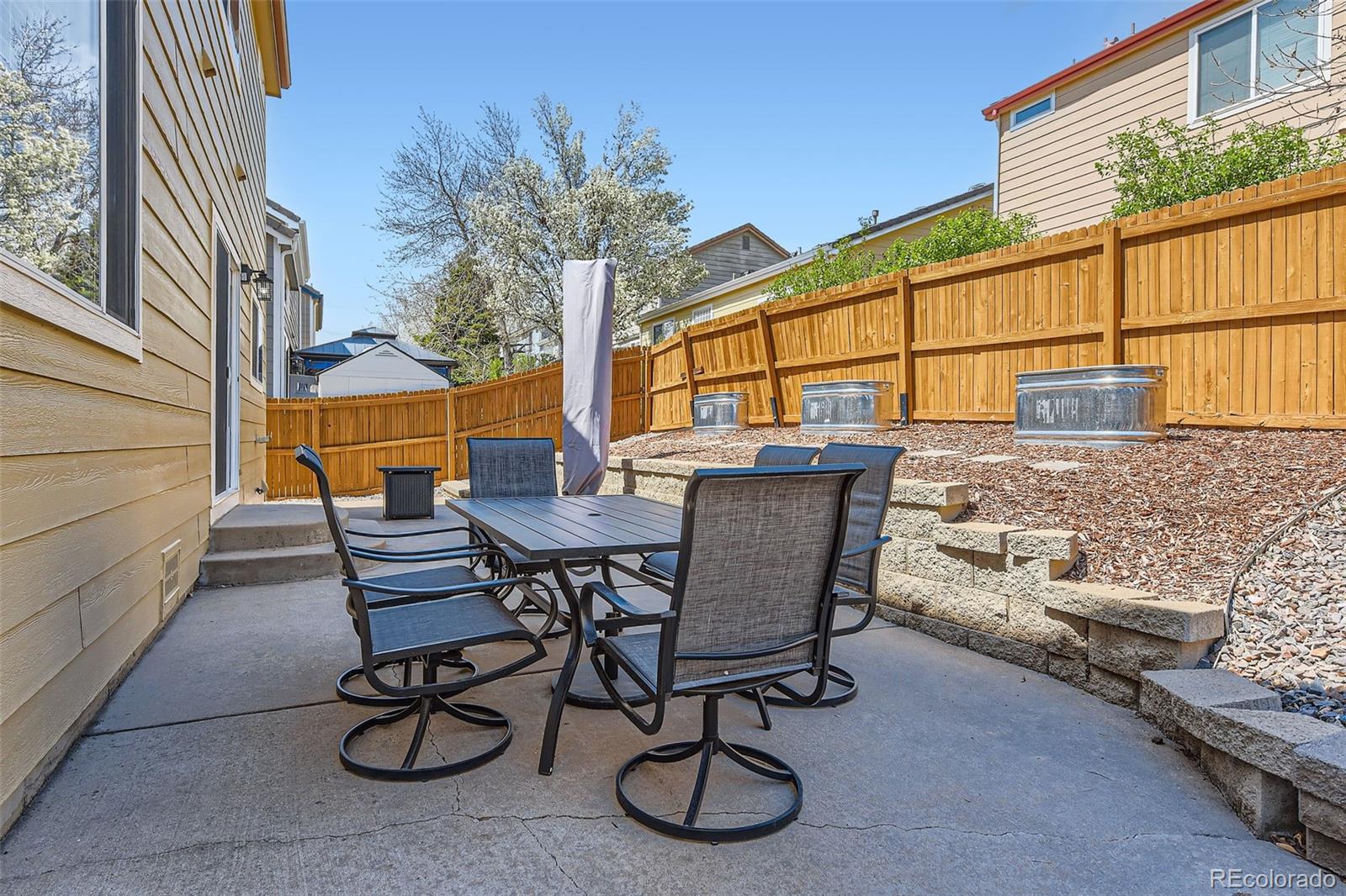 6853 W Rockland Place