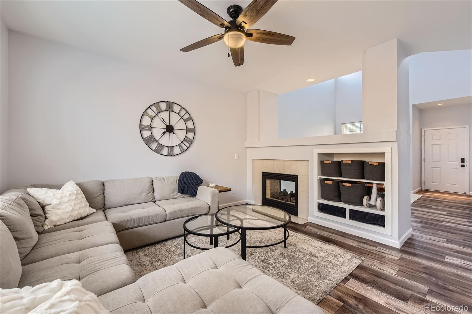 6853 W Rockland Place