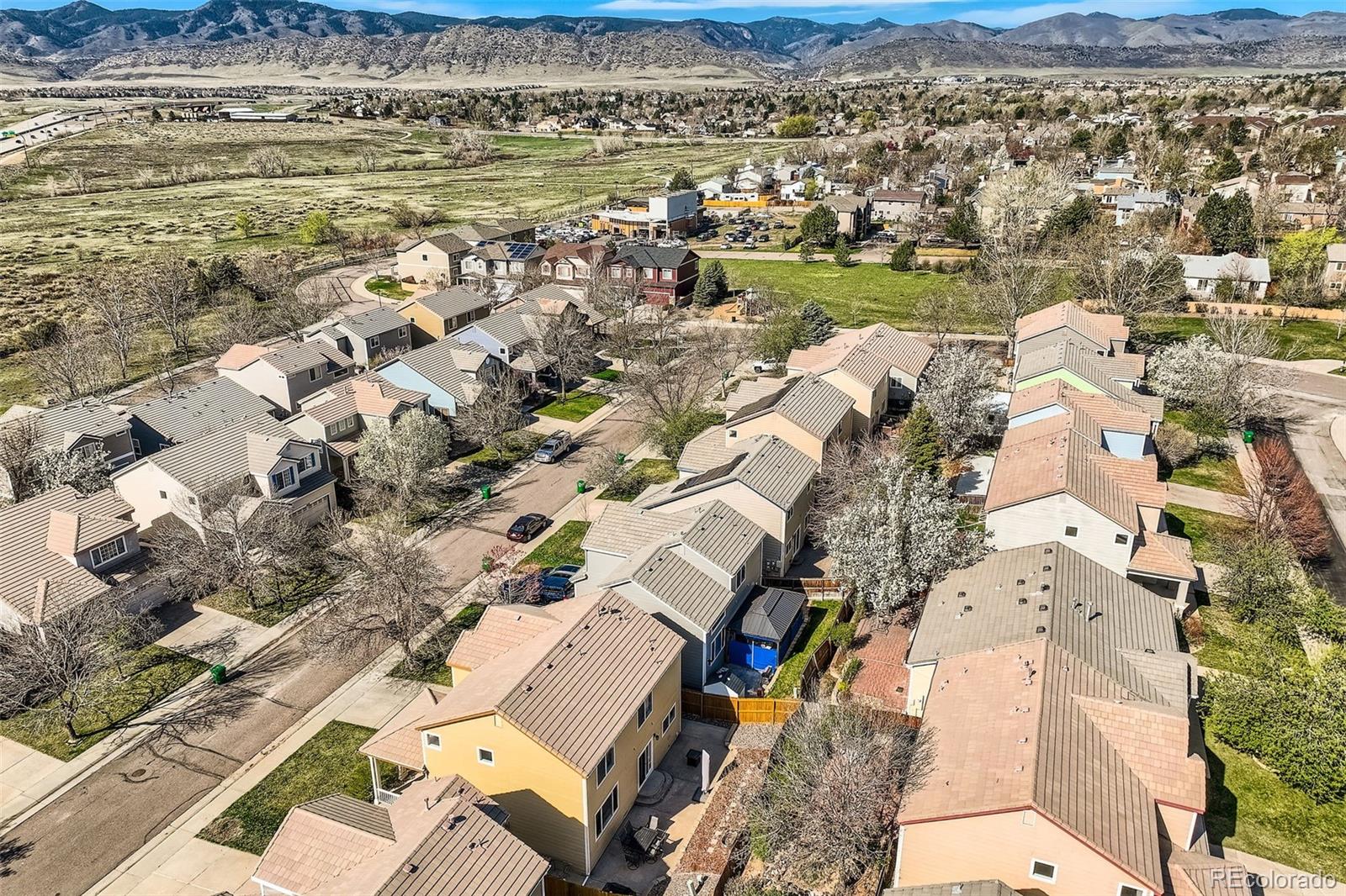 6853 W Rockland Place