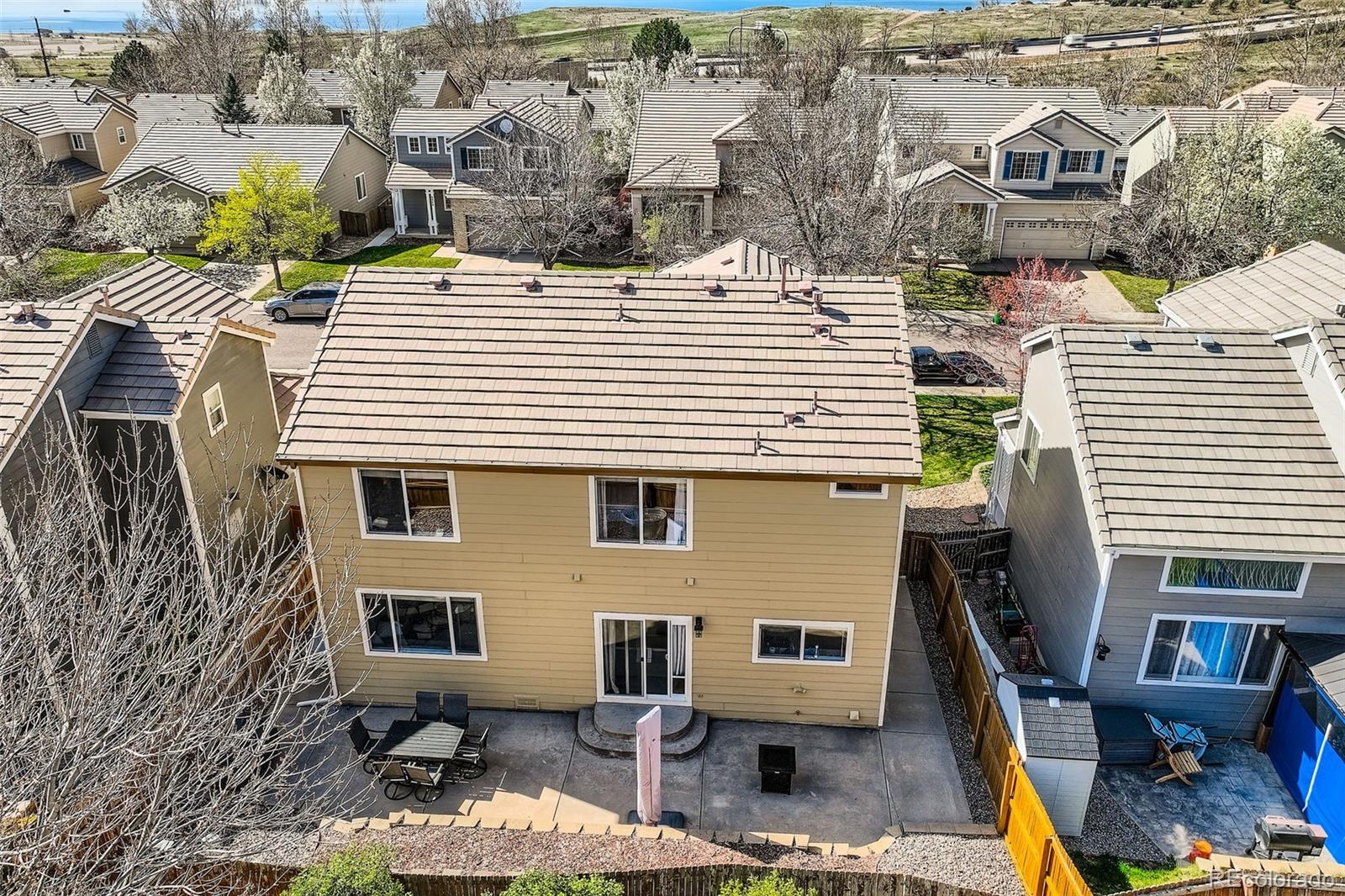 6853 W Rockland Place