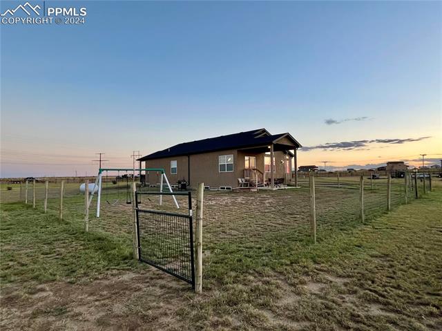 18099 La Questa Drive