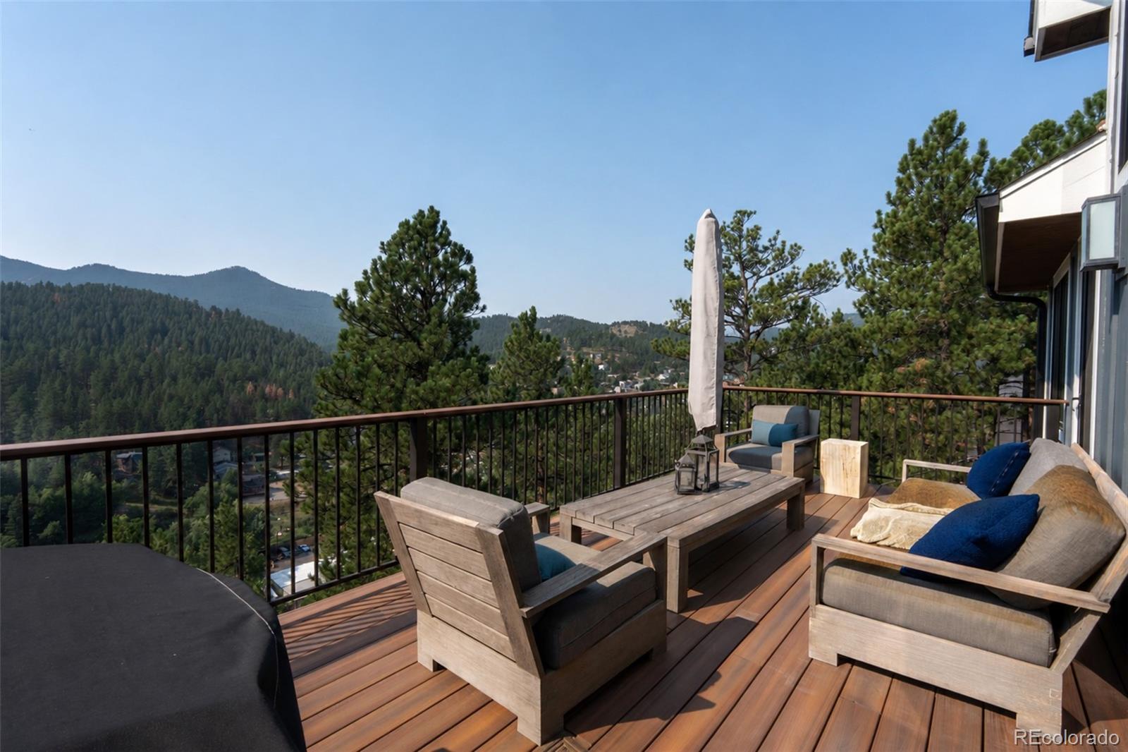 3276 Meadow View Road