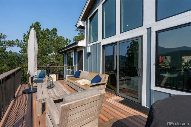 3276 Meadow View Road