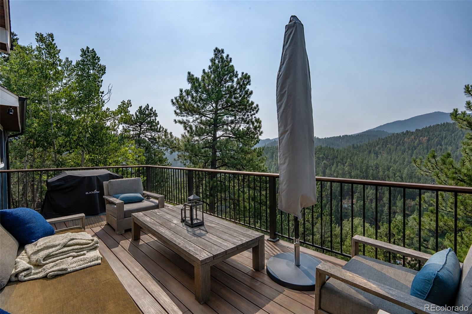 3276 Meadow View Road