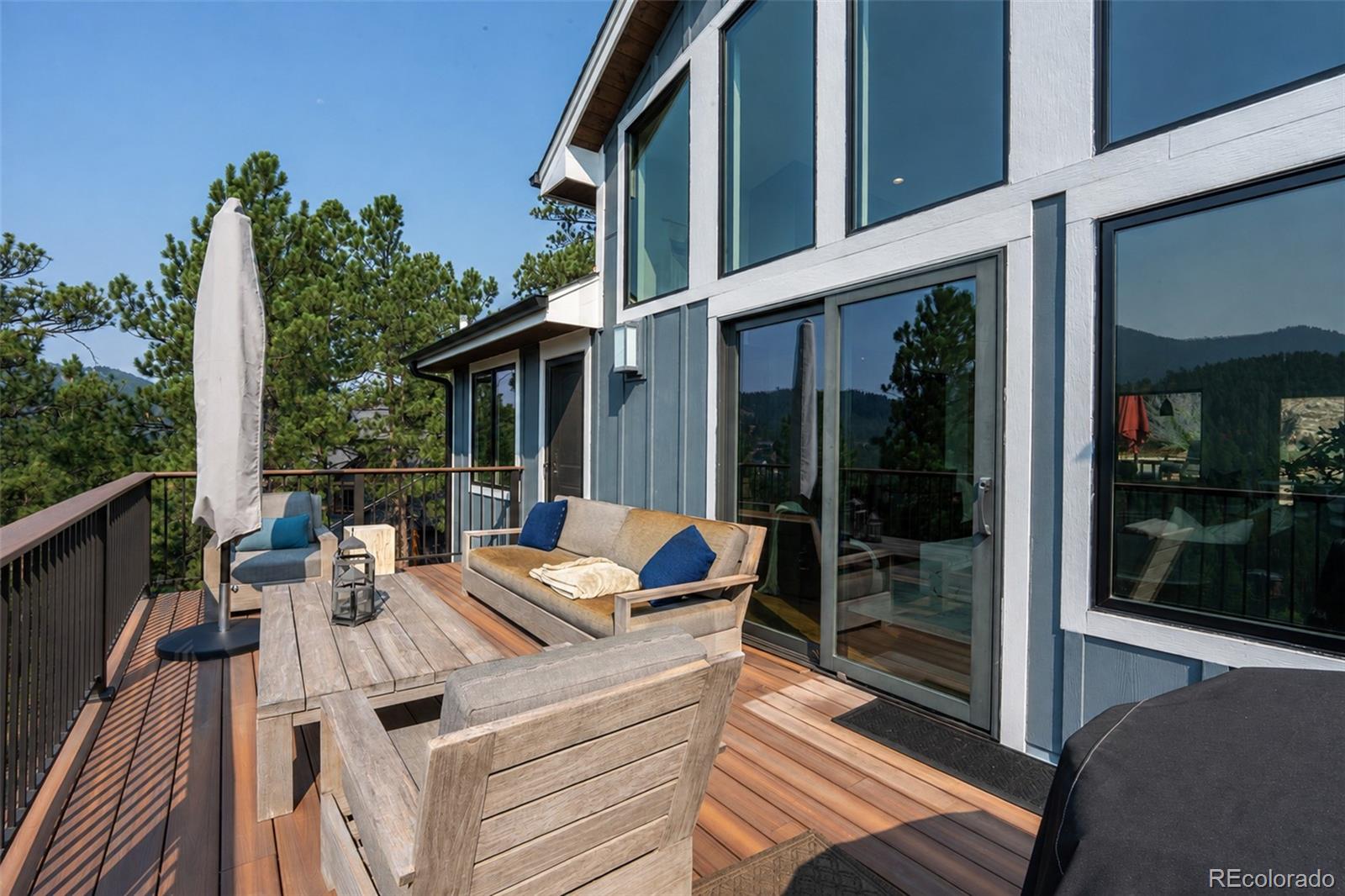 3276 Meadow View Road