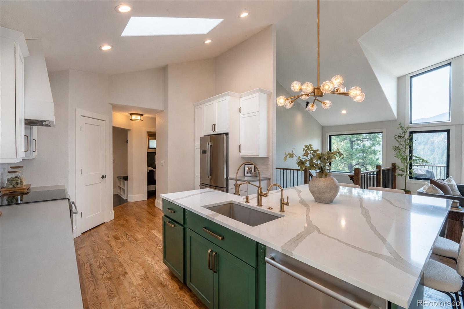 3276 Meadow View Road