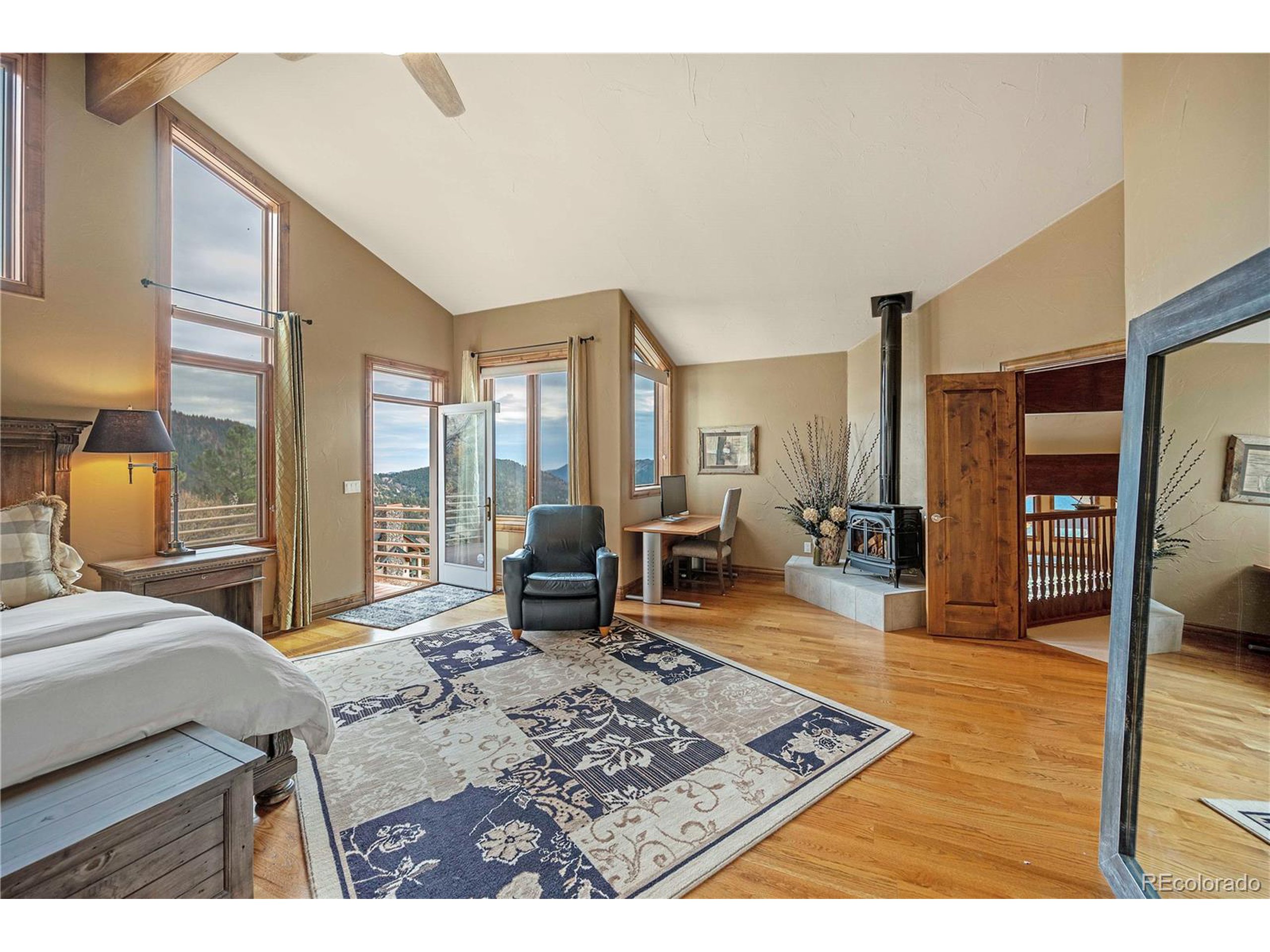 187 Fox Ridge Dr