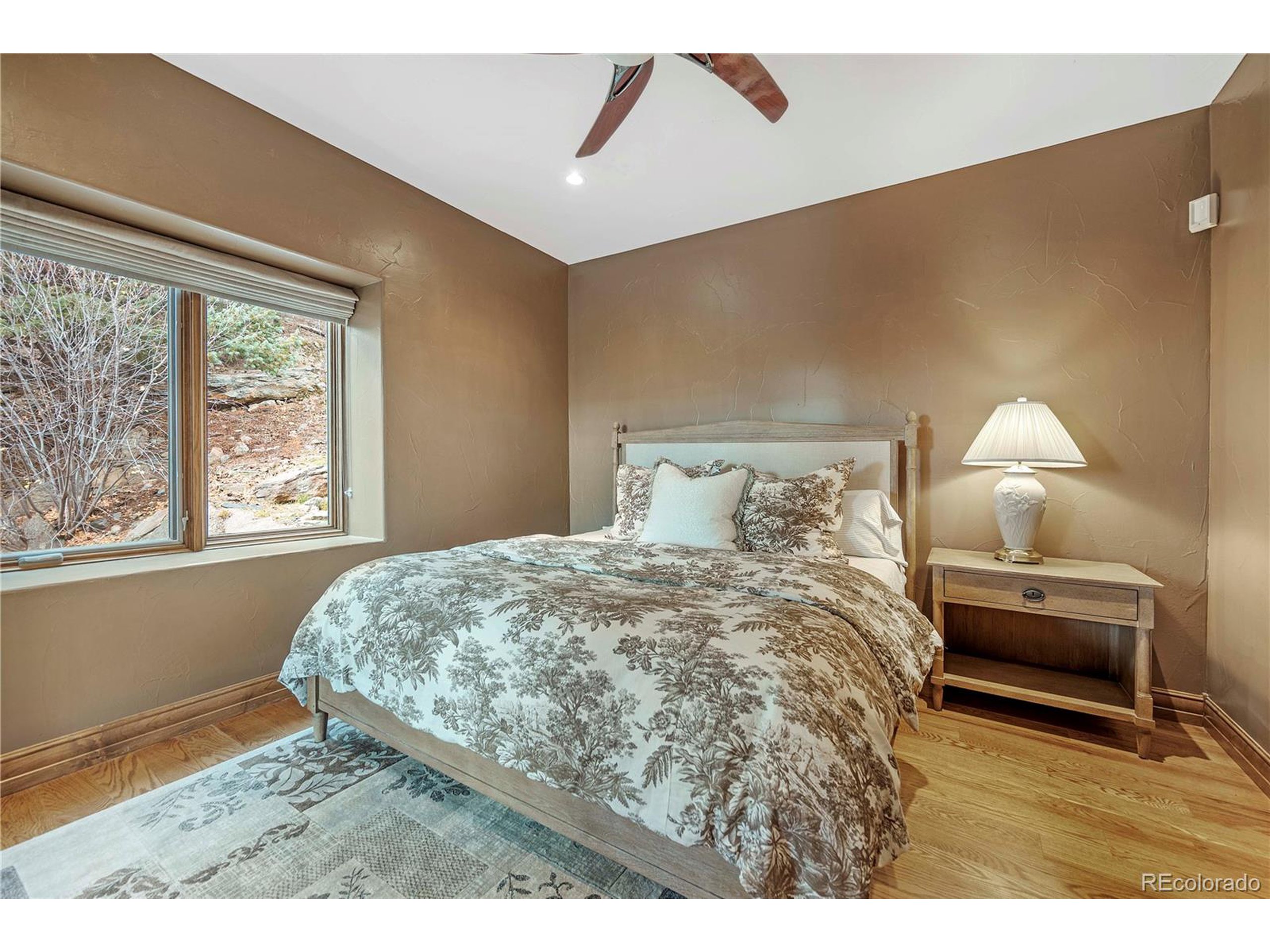 187 Fox Ridge Dr