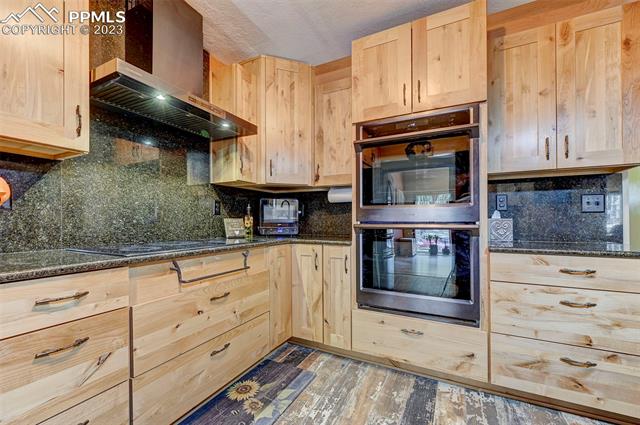 15025 Wellwood Drive