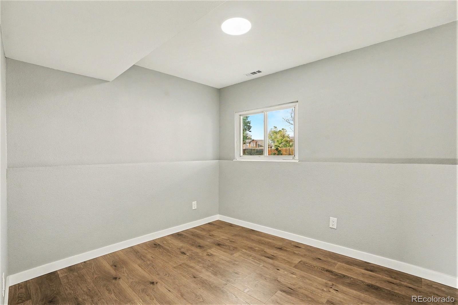700 Autumn Place