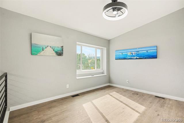 700 Autumn Place