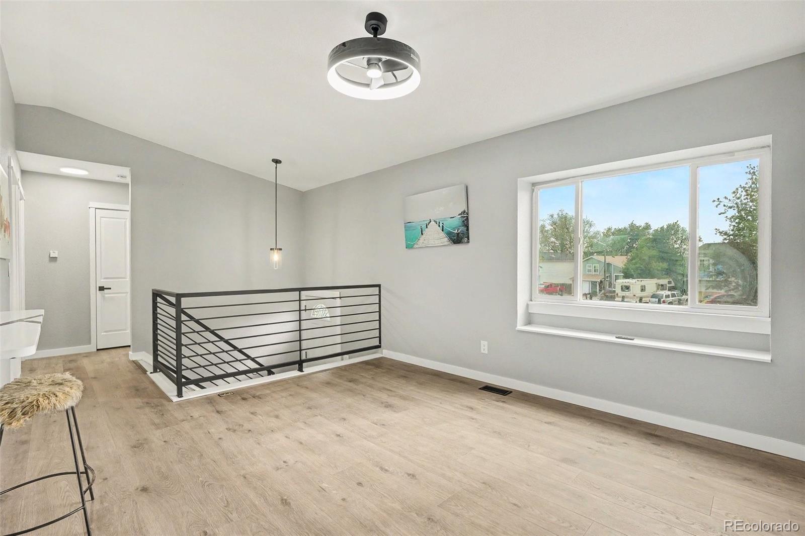 700 Autumn Place