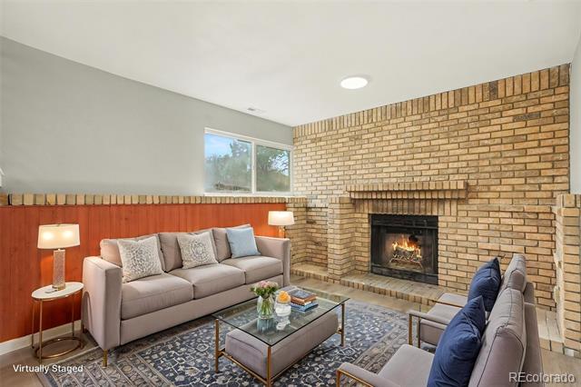 700 Autumn Place