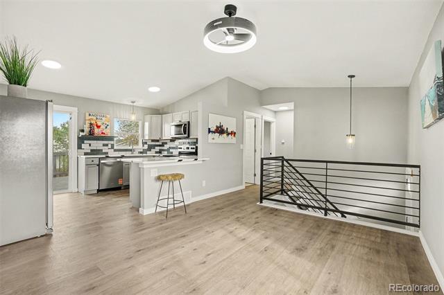 700 Autumn Place