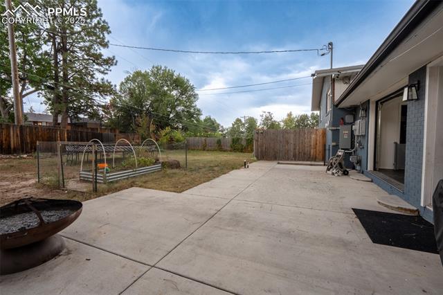 2227 Monteagle Street