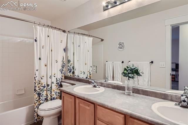 13664 Sweet Pea Place