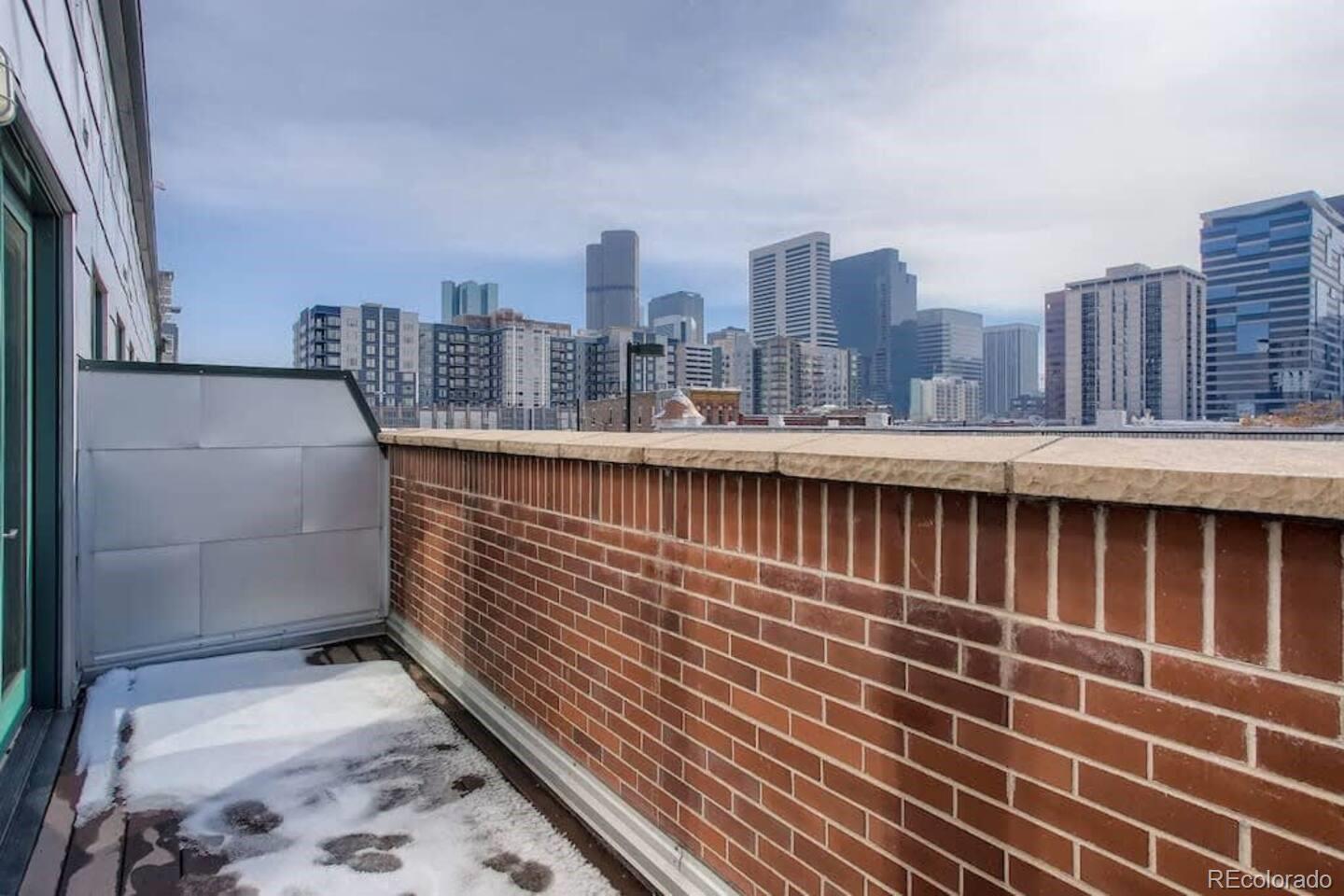 2101 Larimer Street Unit: 303
