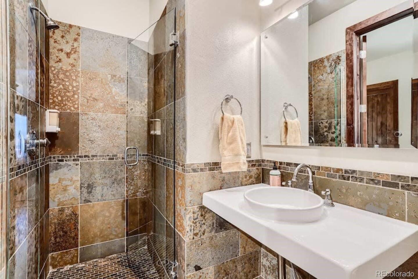 2101 Larimer Street Unit: 303