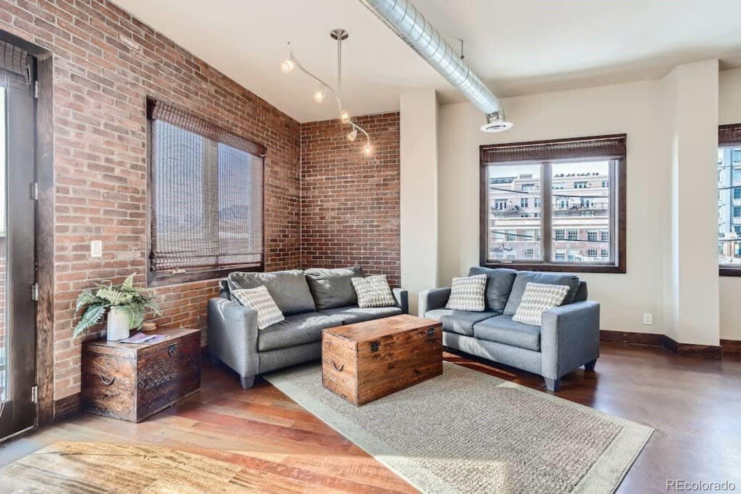 2101 Larimer Street Unit: 303