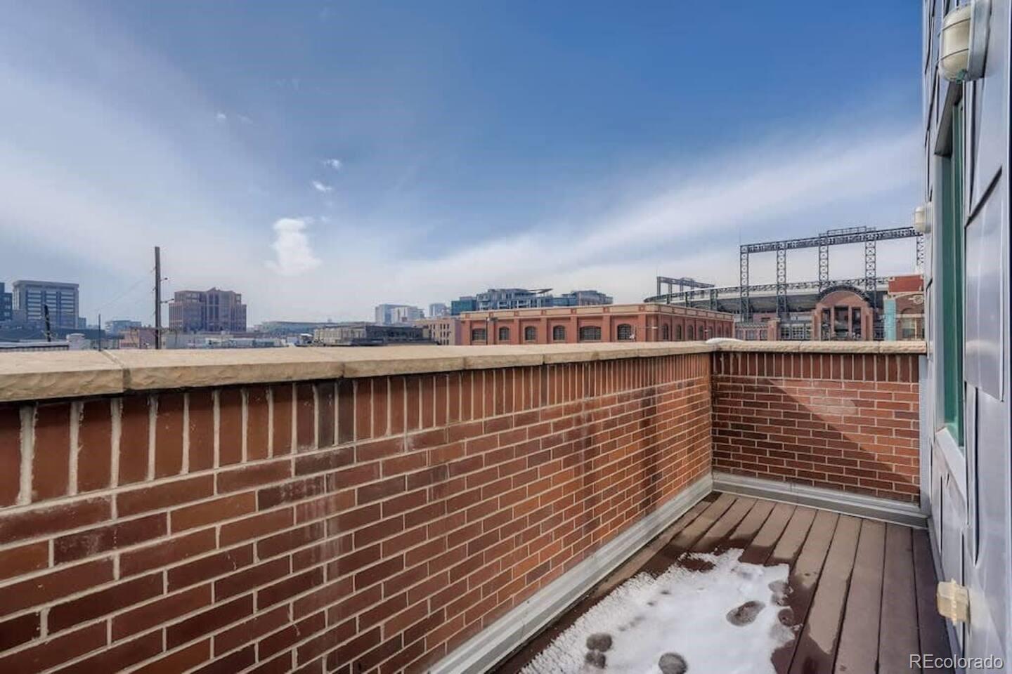 2101 Larimer Street Unit: 303