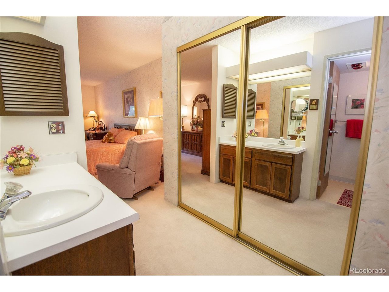 14390 E Marina Dr 202
