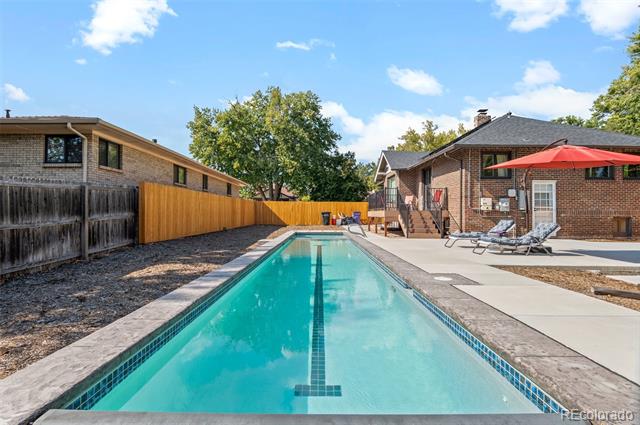 4448 Hooker Street