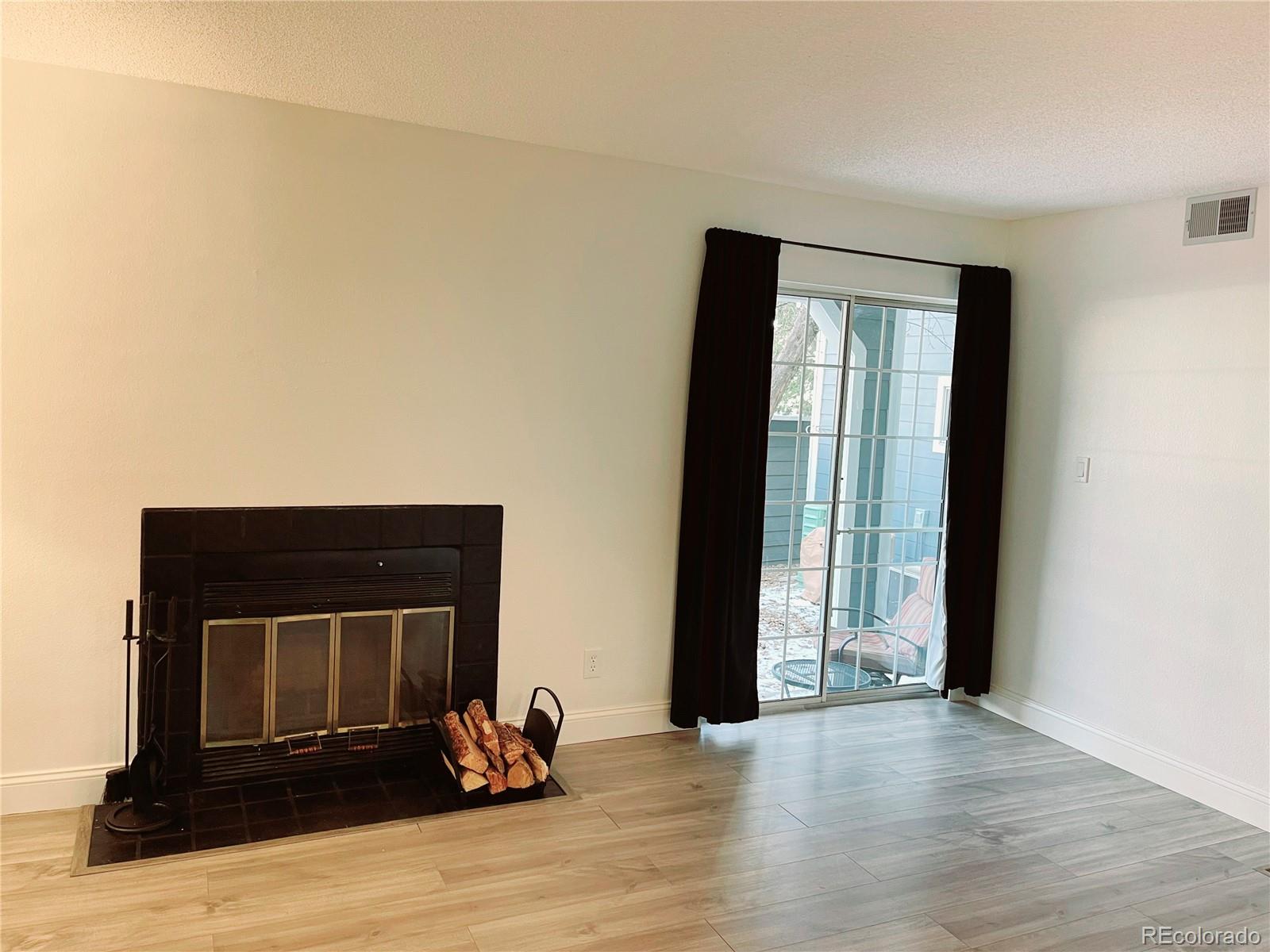 11129 Alcott Street Unit: B