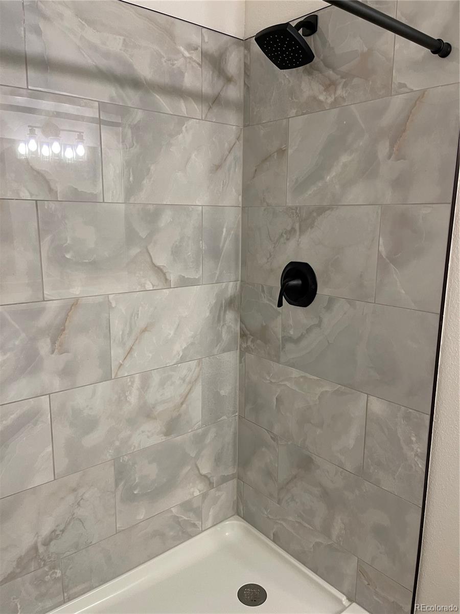 11129 Alcott Street Unit: B