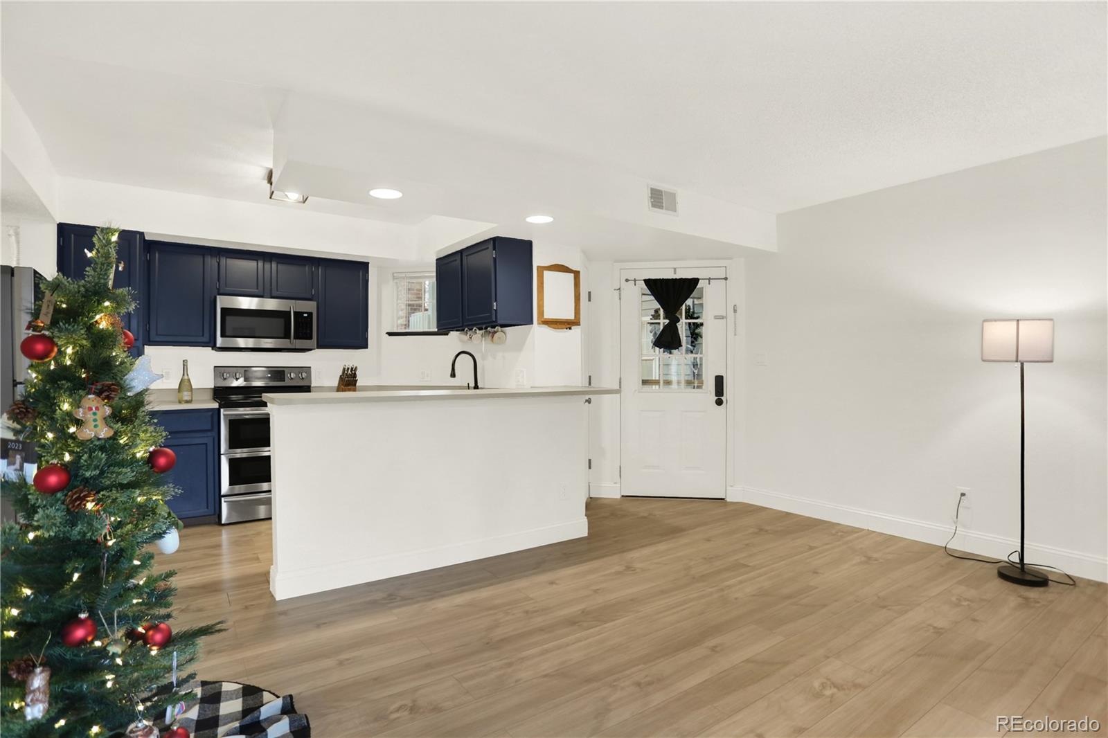 11129 Alcott Street Unit: B