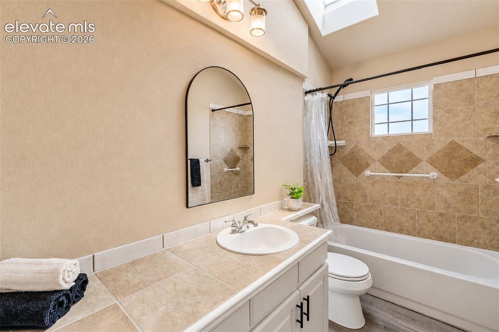 2712 Emerald Ridge Drive