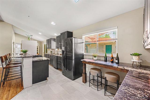 10215 W 17th Place