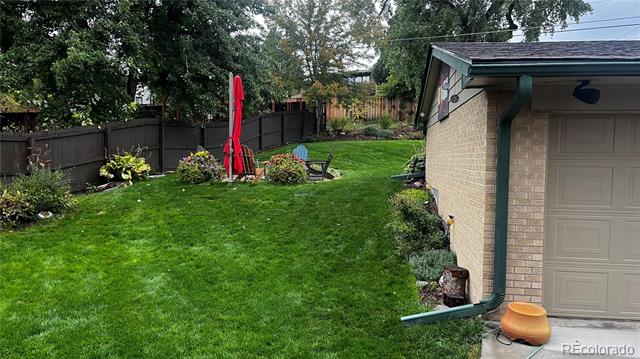 10215 W 17th Place