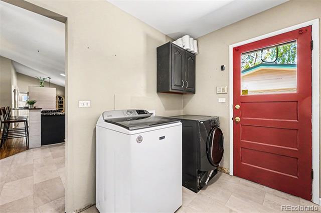 10215 W 17th Place