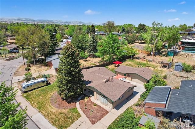 10215 W 17th Place