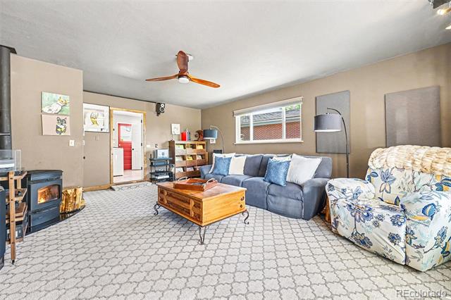 10215 W 17th Place