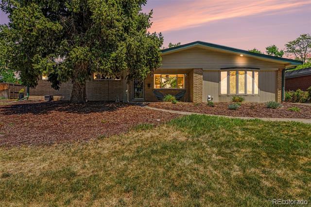 10215 W 17th Place