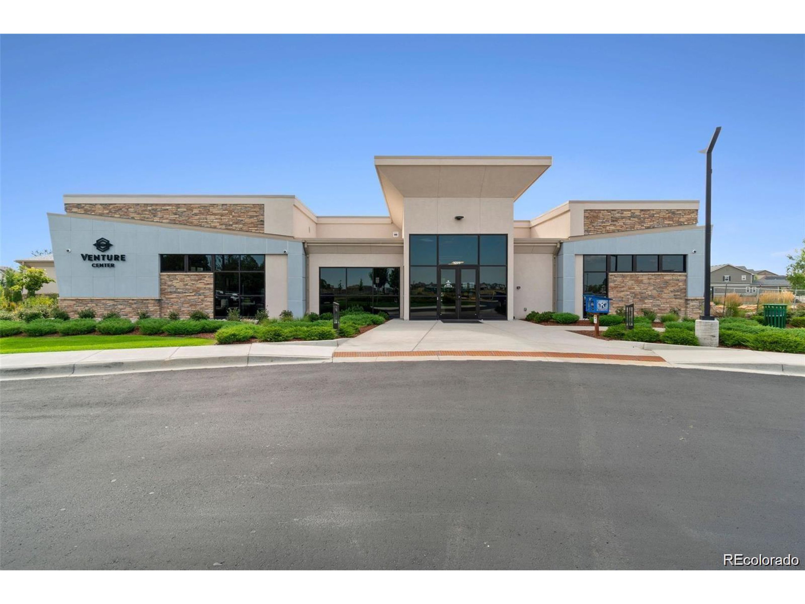 4552 Crestone Peak St