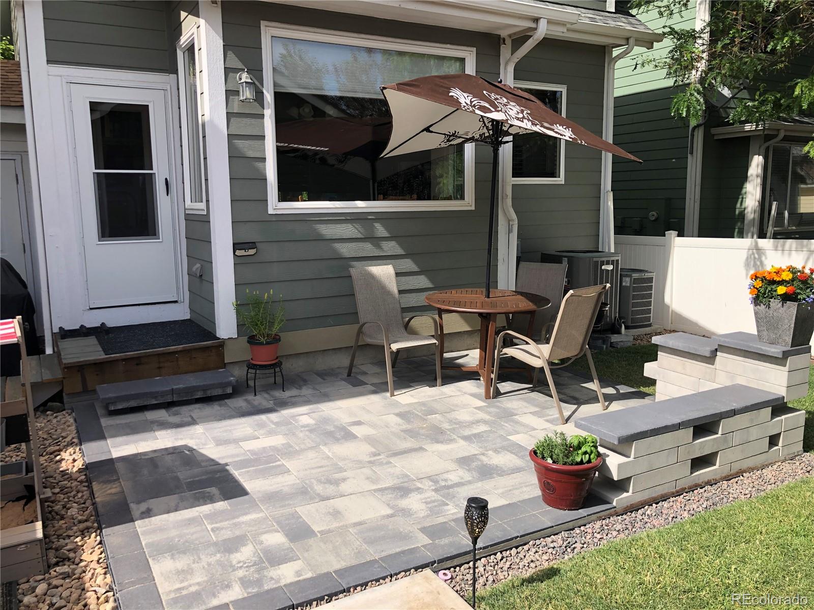 4552 Crestone Peak Street