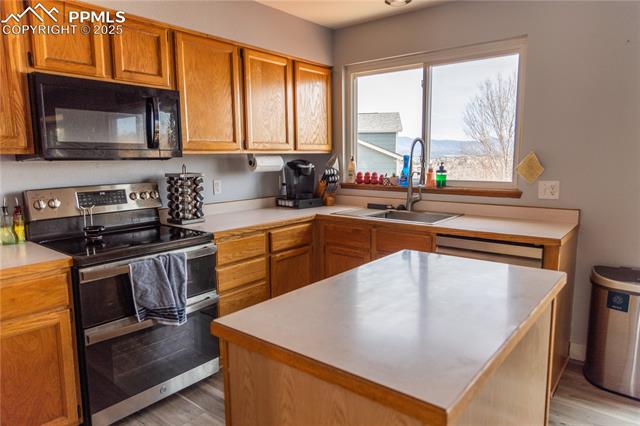 2758 Lear Drive