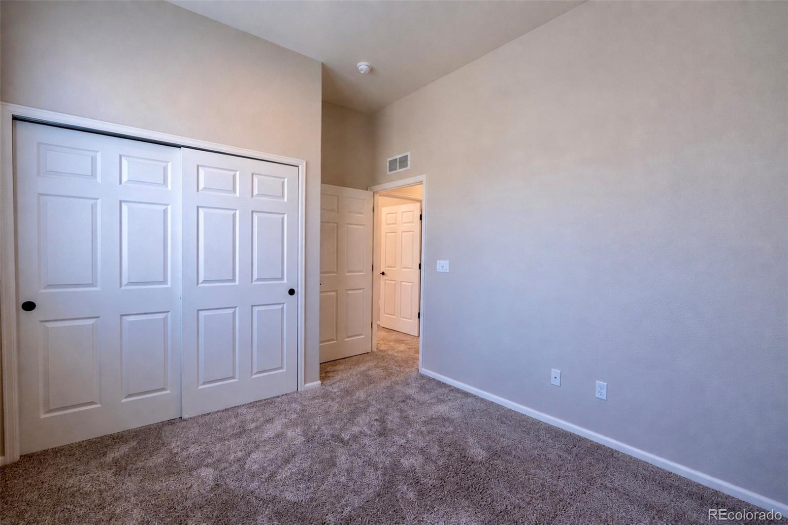 5429 Smoket Heights