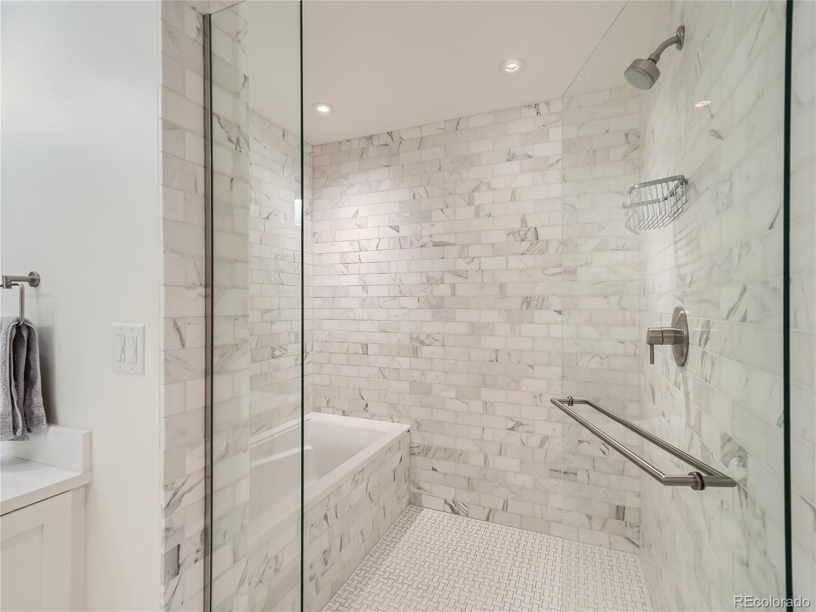 1750 Wewatta Street Unit: 1528