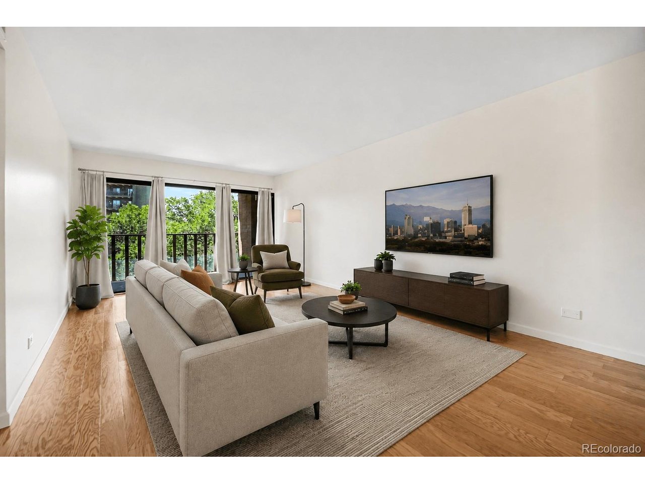 400 S Lafayette St 504