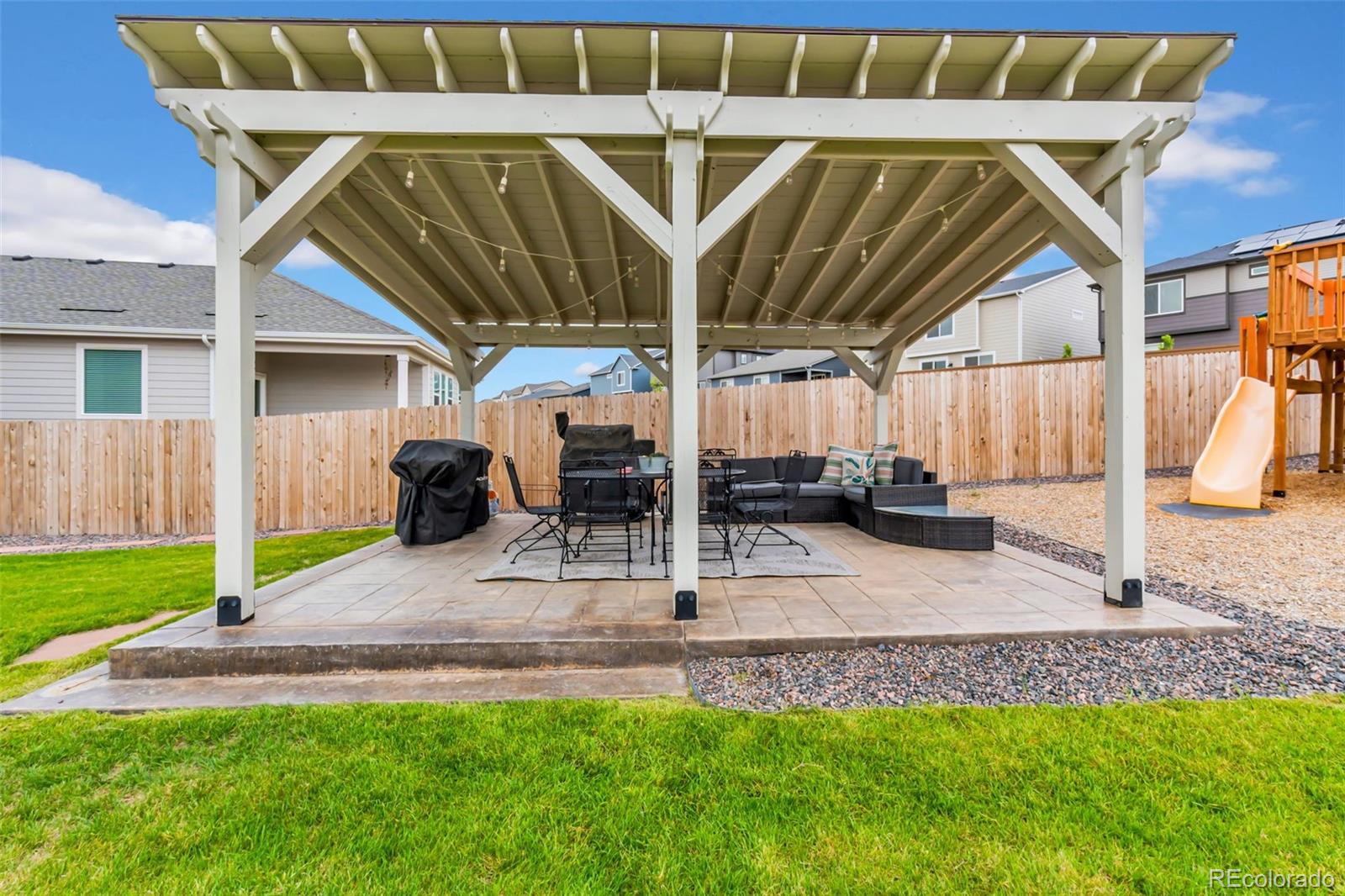 757 Griffith Street