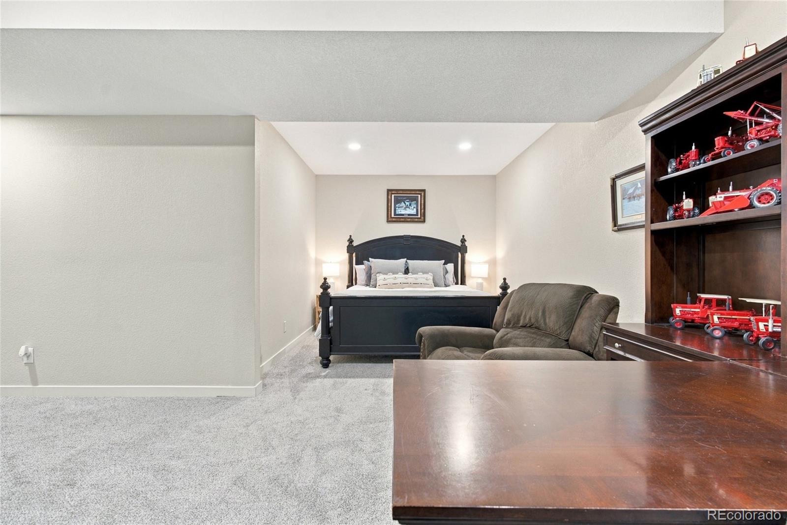 2831 Russet Sky Court