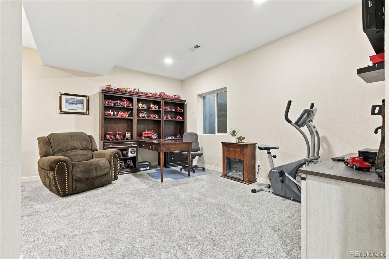 2831 Russet Sky Court