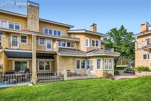 585 Observatory Drive